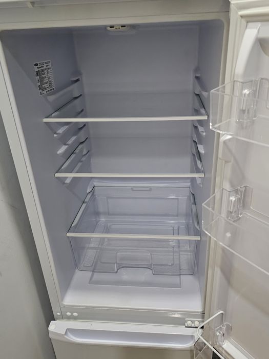 Холодильник Бирюса 118