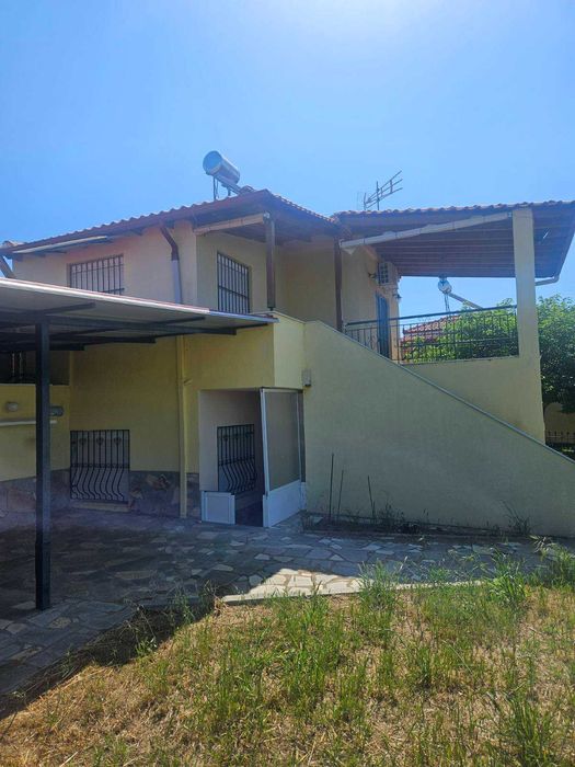 Двуетажна къща Паралия Кариани, Гърция