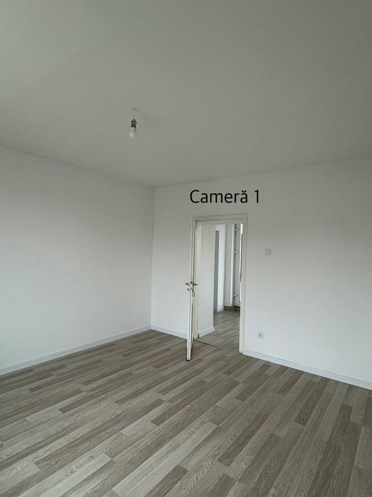 Casă Oșorhei  zona centrală la șosea