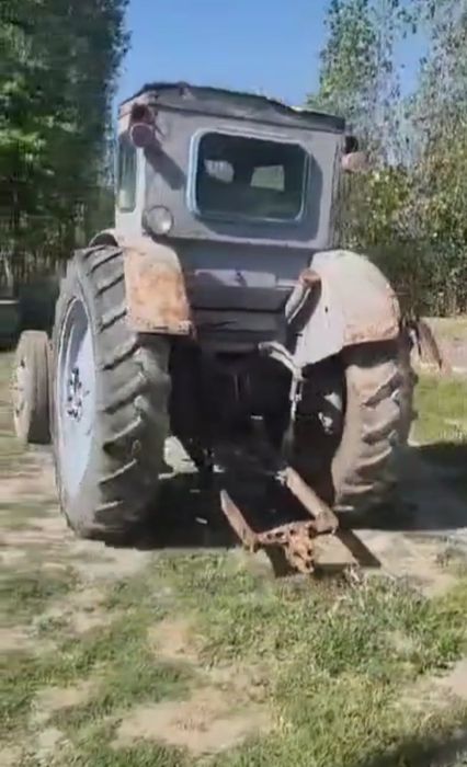 T40 4x4 peridogi bor traktor sotiladi narxi 22mln