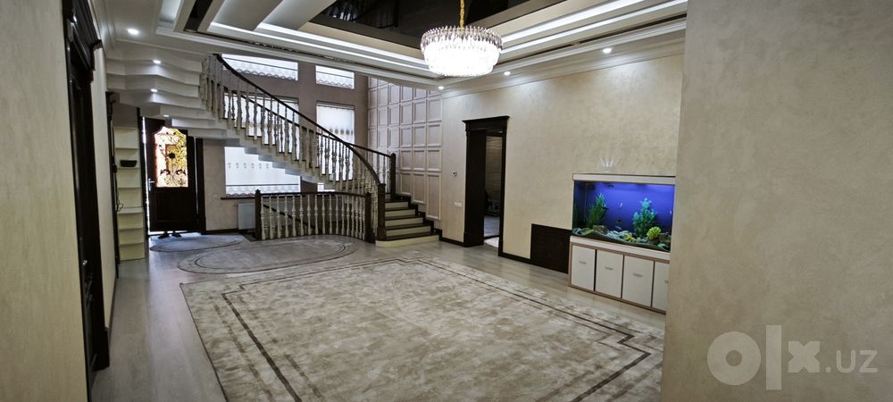 Katta Hasanboyda fayzli hovli sotiladi 6 sotix
