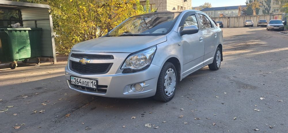 Продам
Шевроле кобальт.2013 год.