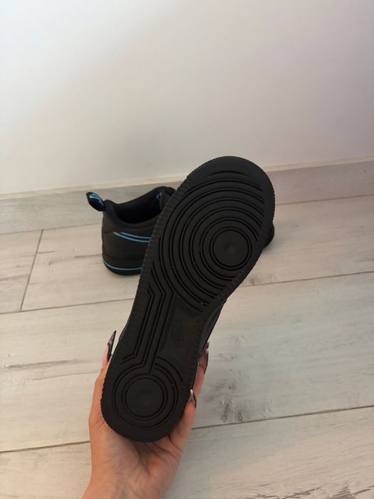 Обувки Nike