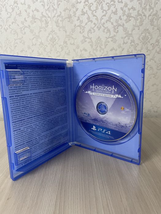 Продам Horizon Zero Dawn Complete Edition