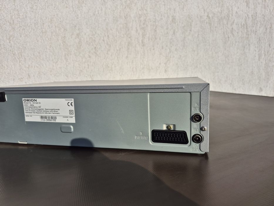 Vând  video recorder marca Orion model  VH-522-SI