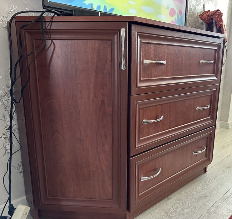 Продам комод в хорошем состоянии