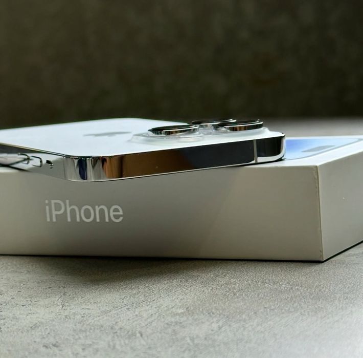 iPhone 14 PRO 100% battery