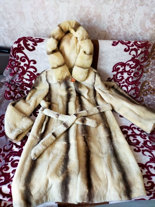 Шуба бобёр           .