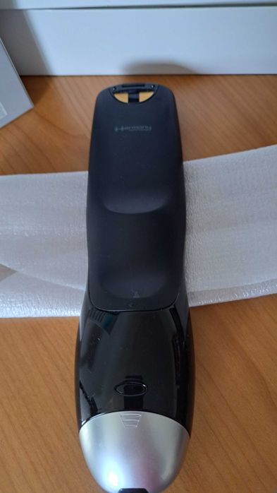 Telecomanda universala Logitech Harmony One Plus, stare perfecta functional si estetic