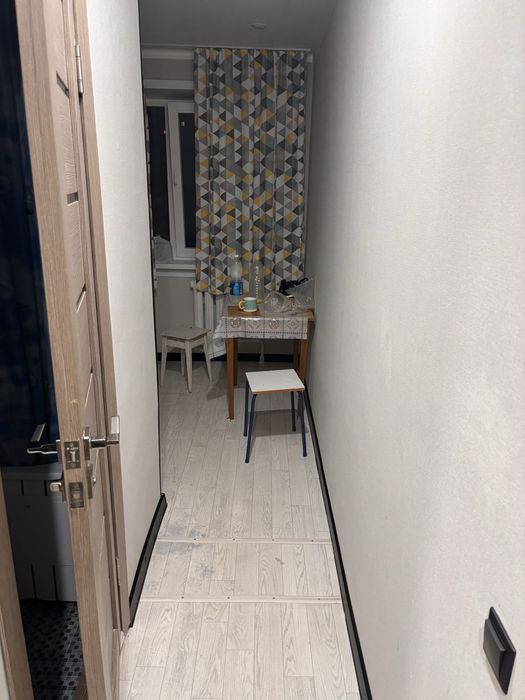 Продам 2 ком квру 44 кв 3 этаж