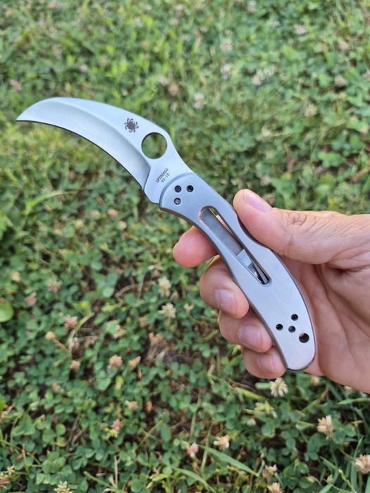 Сгъваем нож Spyderco Harpy C08 с метална дръжка