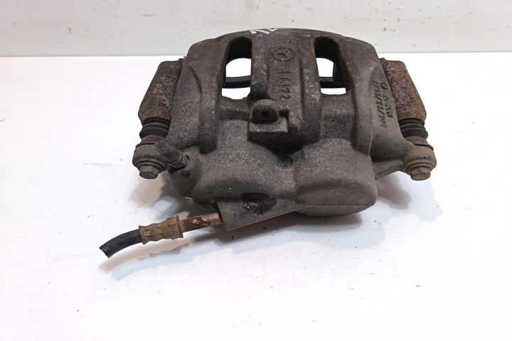 Etrier fata dreapta Mercedes-Benz Vito W639