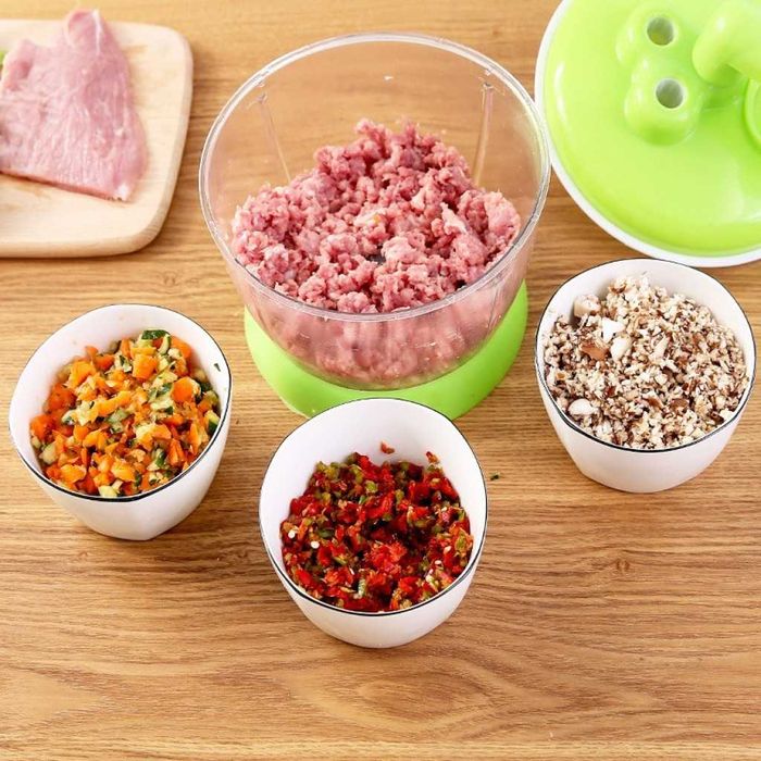 Мултифункционален уред - месомелачка за домашна употреба