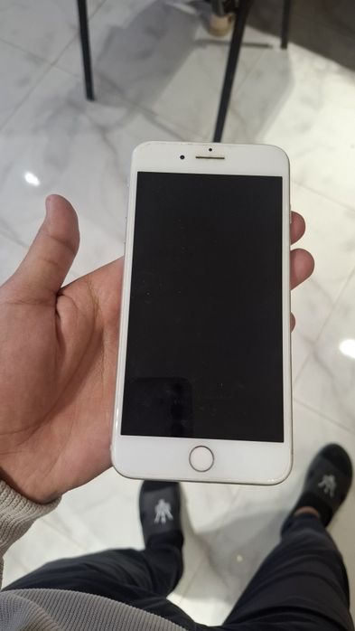 Iphone 7 plus 128Gb Sotiladi