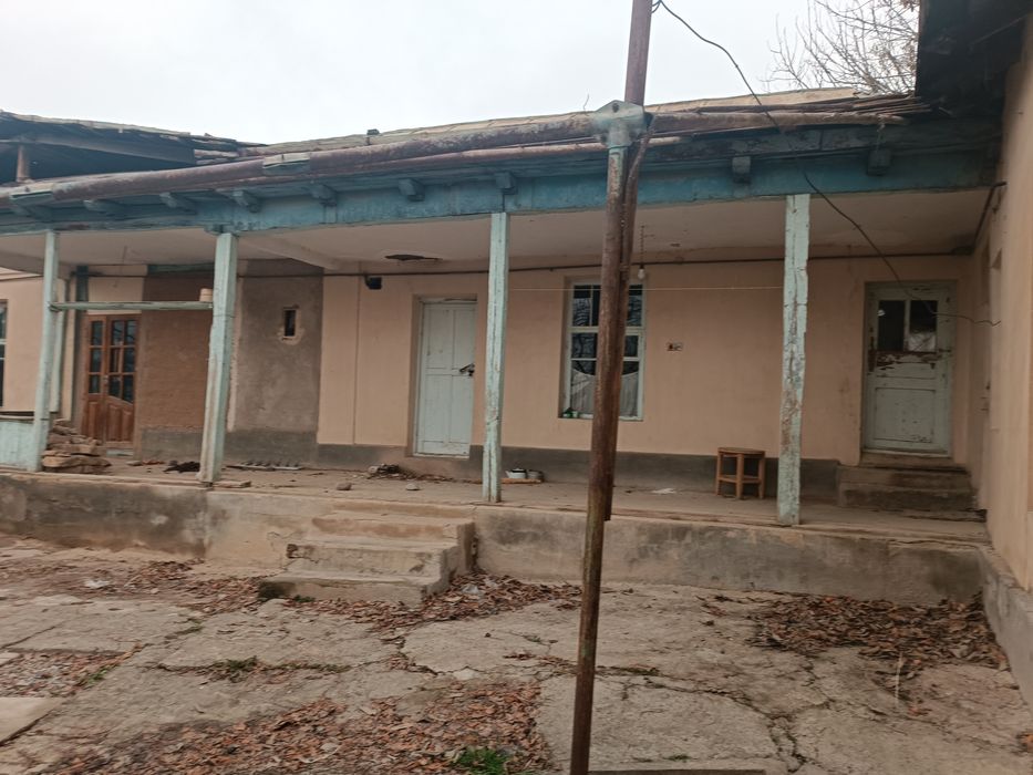 Qibrayda Hovli  tez sotiladi