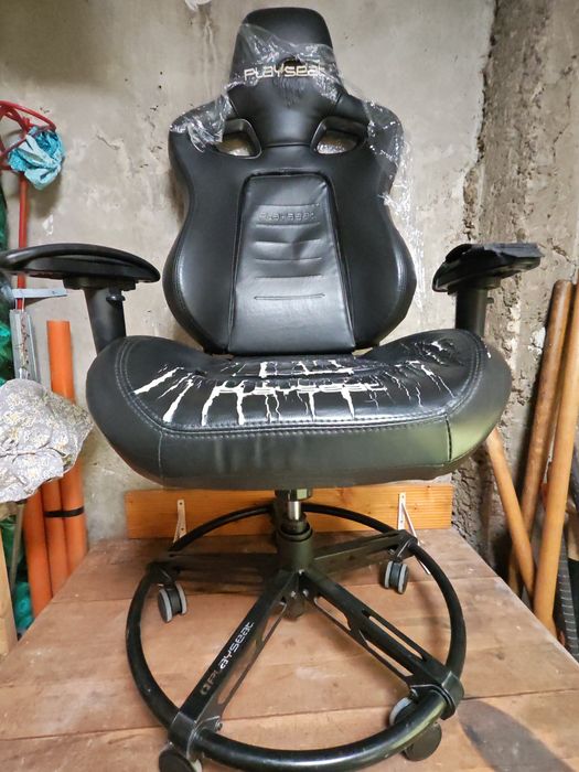 Гейминг стол Playseat - L33T, черен