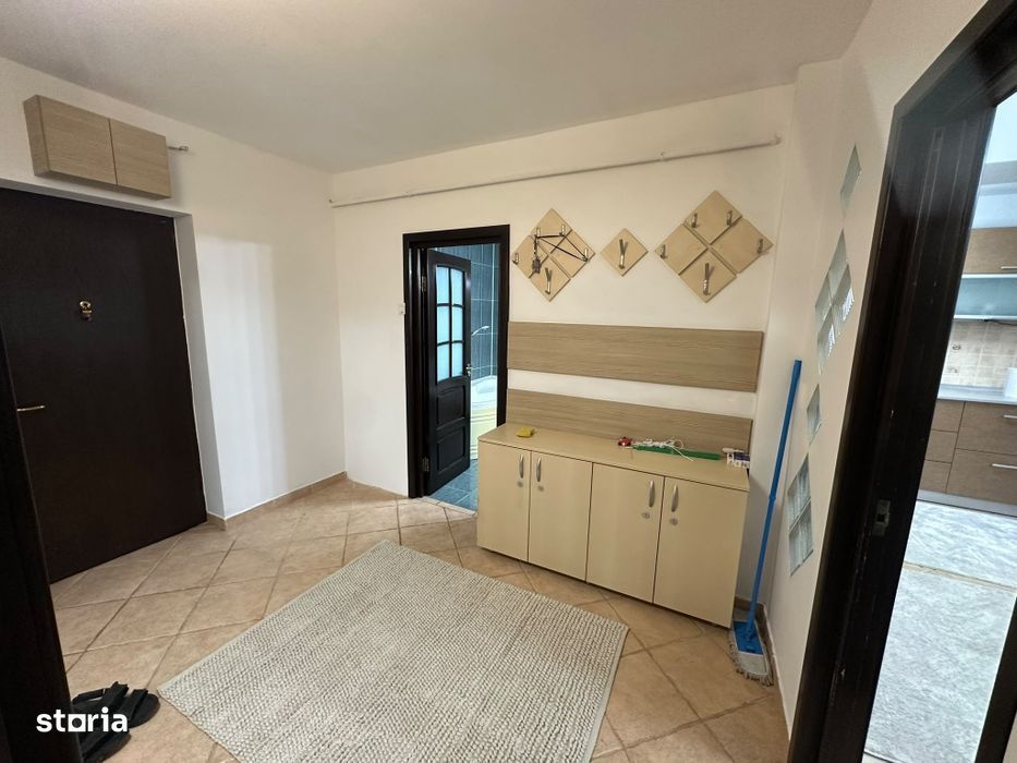 Apartament 3 camere de vânzare | Zona Cantemir | 74 mp | Etaj 3 | 2 bă