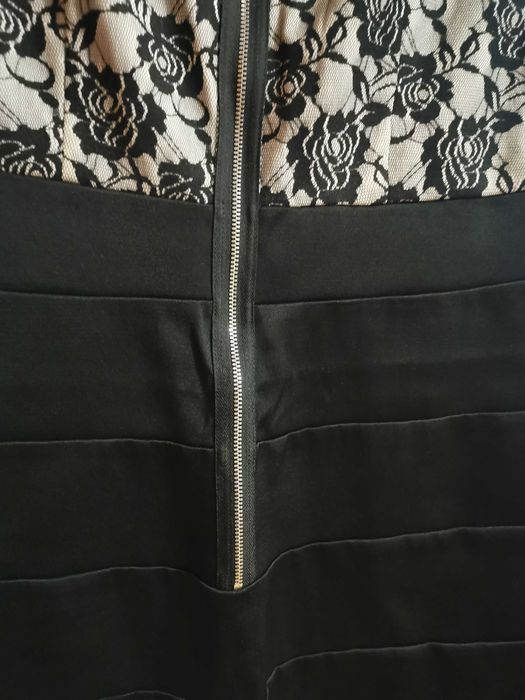 Vand Rochie Orsay neagra marimea 40 in stare buna pret 50 lei