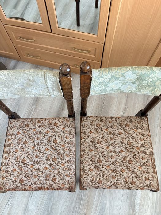 Продам стулья б/у деревянные