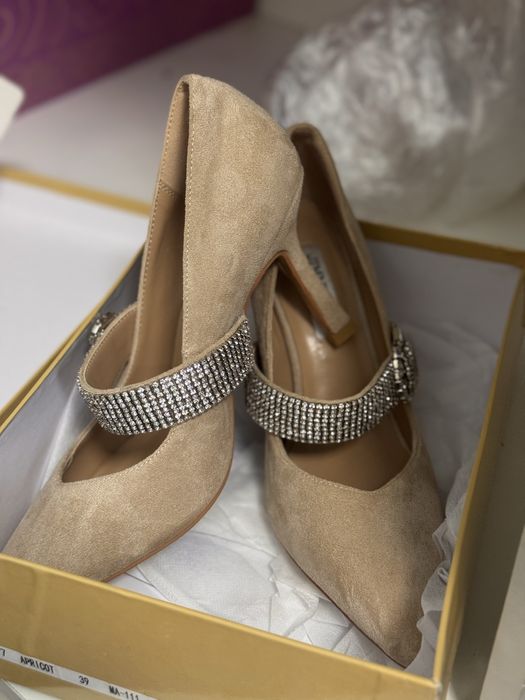 Новые туфли Jimmy Choo 38размер