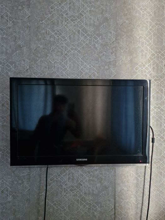 Продам телевизор самсунг