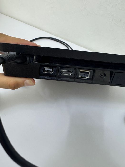 Sony PlayStation 4