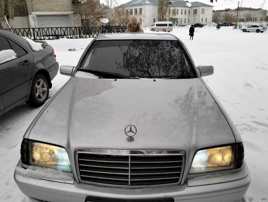 Автомобиль продается