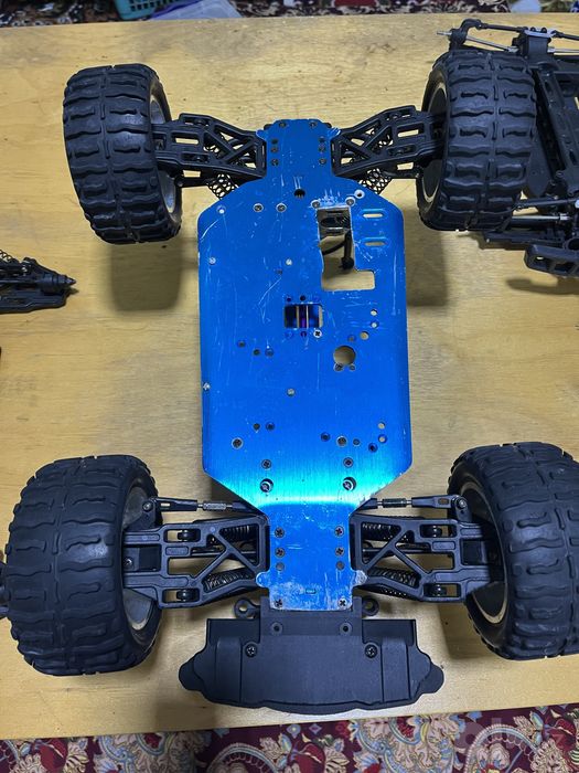 Rc 1/10 4x4 monster truck hsp brontosaurus shassi