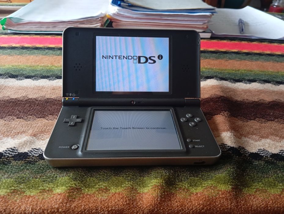 Consola Nintendo Dsi XL (modata)