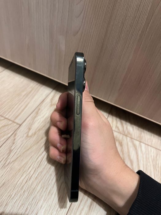 Продам iPhone 13 pro
