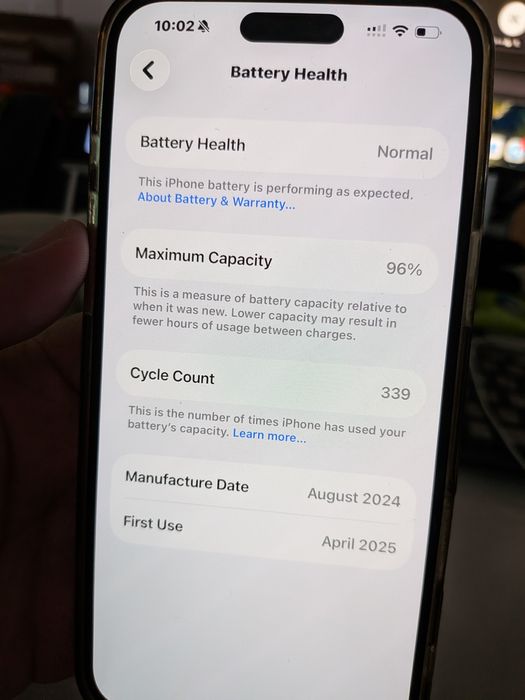 Apple Iphone 16 Plus.