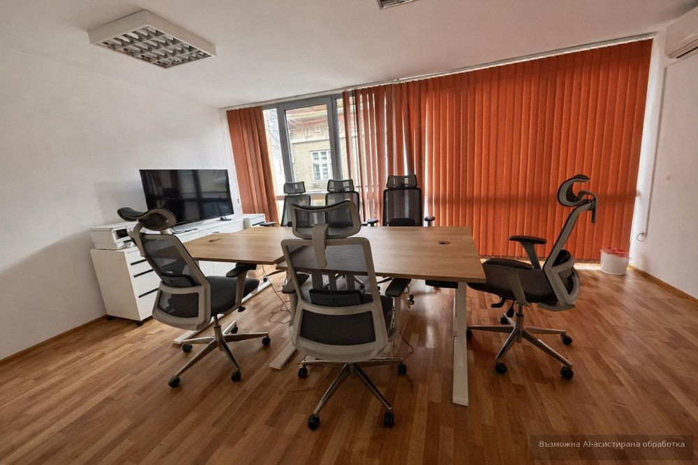 Дава се под наем Офис в Варна, ЖП Гара - 90 кв.м за 1097.01 € - Снимка #1