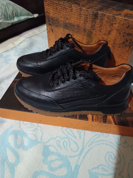 Спортно елегантни обувки