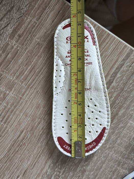 Бебешки обувки Geox, размер 19 и 20