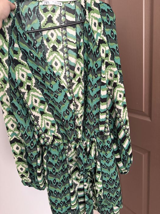 Нова рокля на зара Л размер