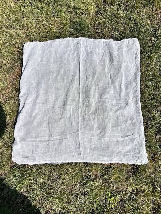 Продавам бял чембер за глава