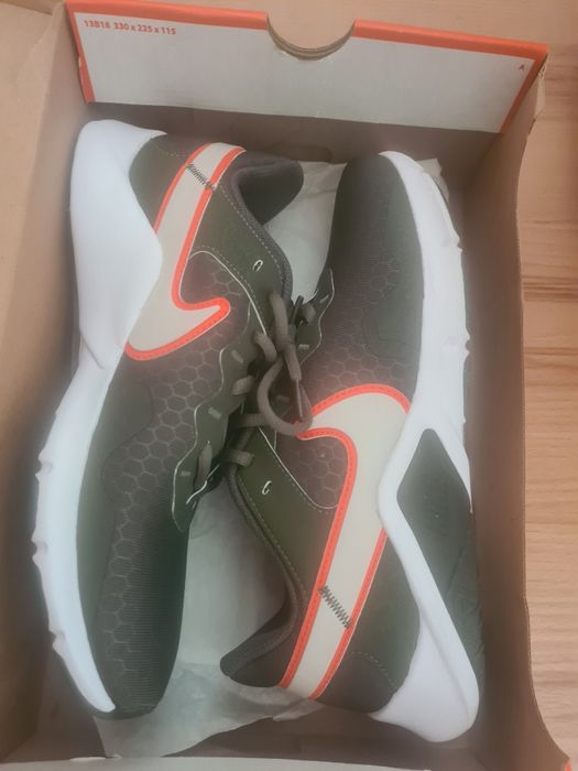 NIKE Фитнес обувки Legend Essential 2, Тъмнозелен 42,5