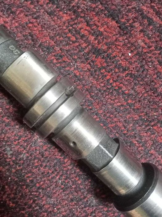 распредвал   на авто. жигули ваз 2106