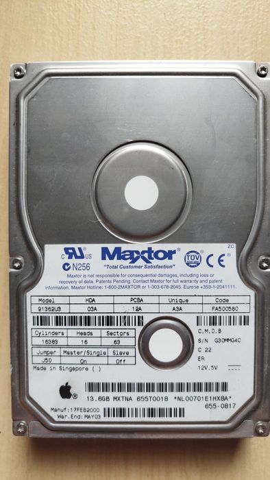 Apple Maxtor 13GB IDE 3.5 Hard