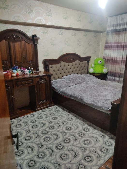 srochniy kvartira sotiladi