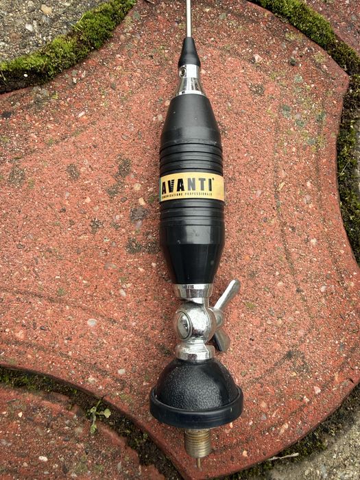 Vand statie CB TTI 880