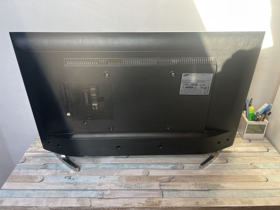 Televizor smart samsung 81 cm