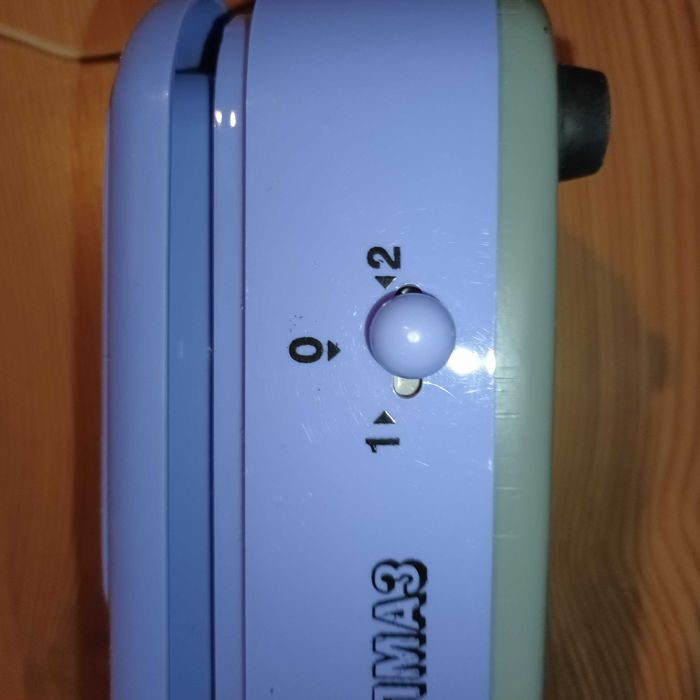 чисто нов уред за масаж. отлично работи. двоен .