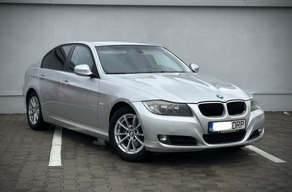 BMW Seria 3 2.0/143cp/navi mare