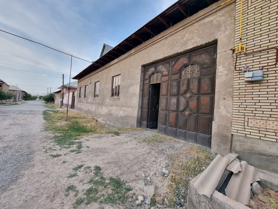 Shahrisabz shahrida karobka holatidagi uy sotiladi