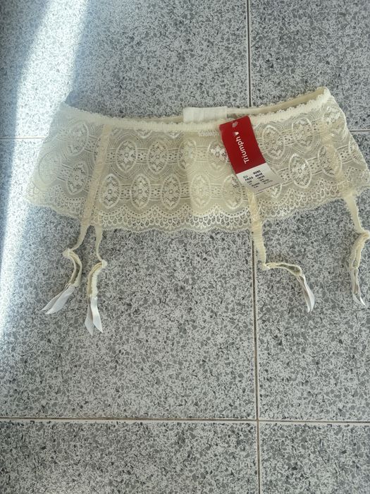 Колан със жартиери