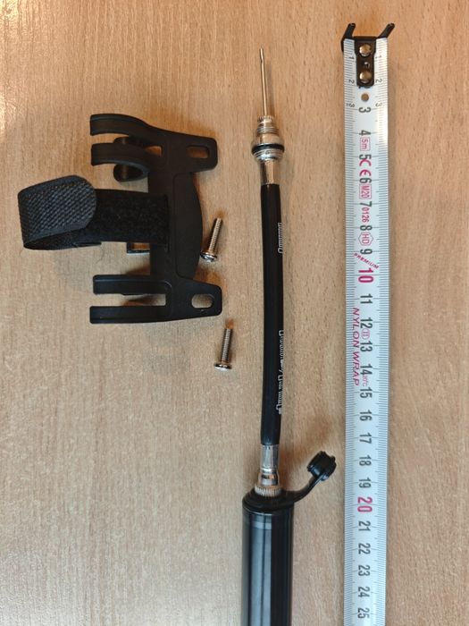 Помпа за велосипедни гуми Crivit