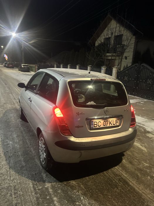 Vând Lancia Ypsilon 1.3 motorina