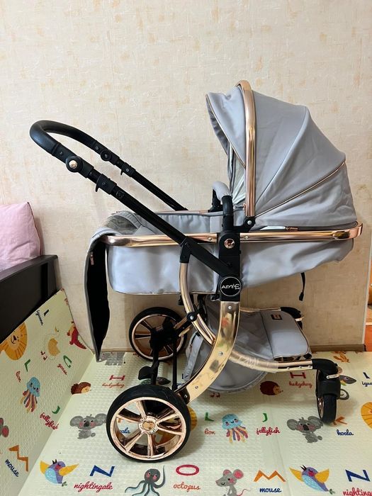 Продам детскую коляску