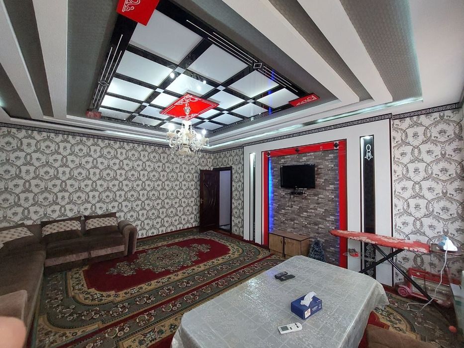 Tabaka 24 da, 80 kvadrat  uy sotiladi